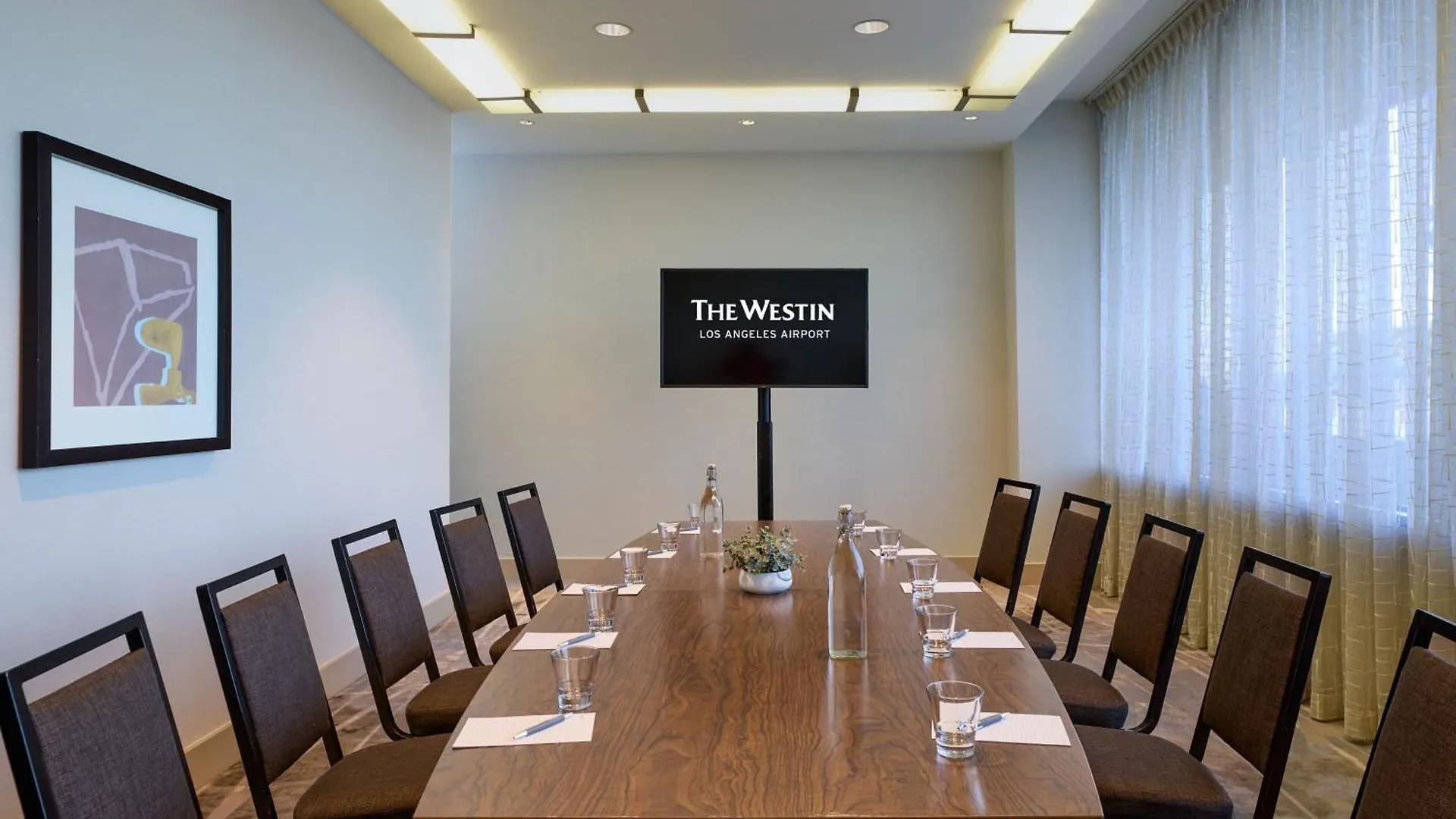 The Westin Los Angeles Airport 4*,