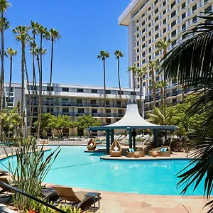 Angeles Airport Marriott Hotel